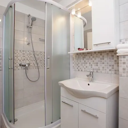 Guest house Luxory D-rooms Vela Luka