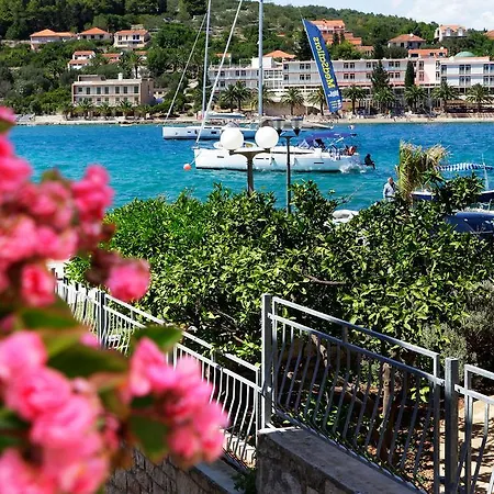 Guest house Luxory D-rooms 3*