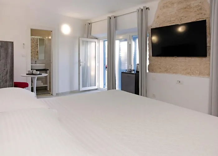 Guest house Luxory D-rooms