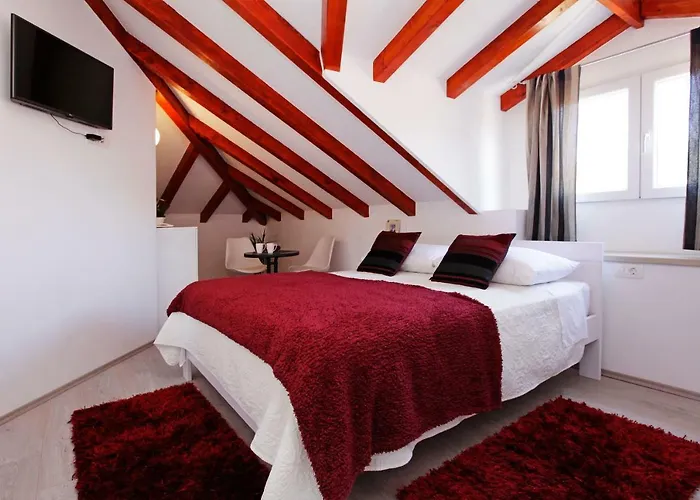 Guest house Luxory D-rooms 3*