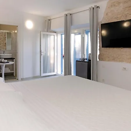 Pensión Luxory D-rooms