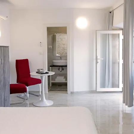 Luxory D-rooms 3*