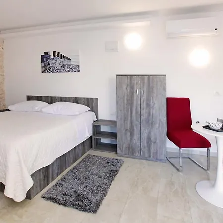 Pensión Luxory D-rooms Vela Luka