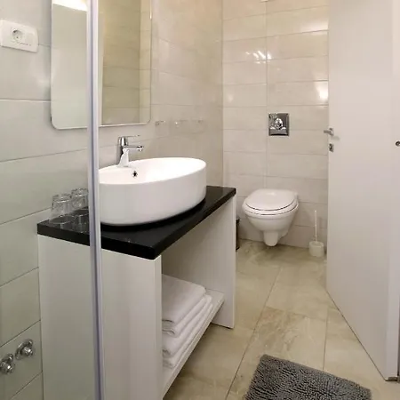 Casa de hóspedes Luxory D-rooms