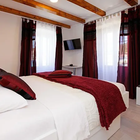 Pensión Luxory D-rooms Vela Luka