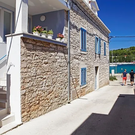 Luxory D-rooms Vela Luka