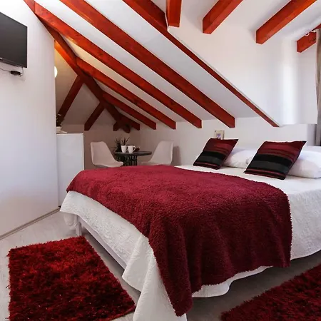 Luxory D-rooms Vela Luka